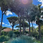 Varelle Nyaraló